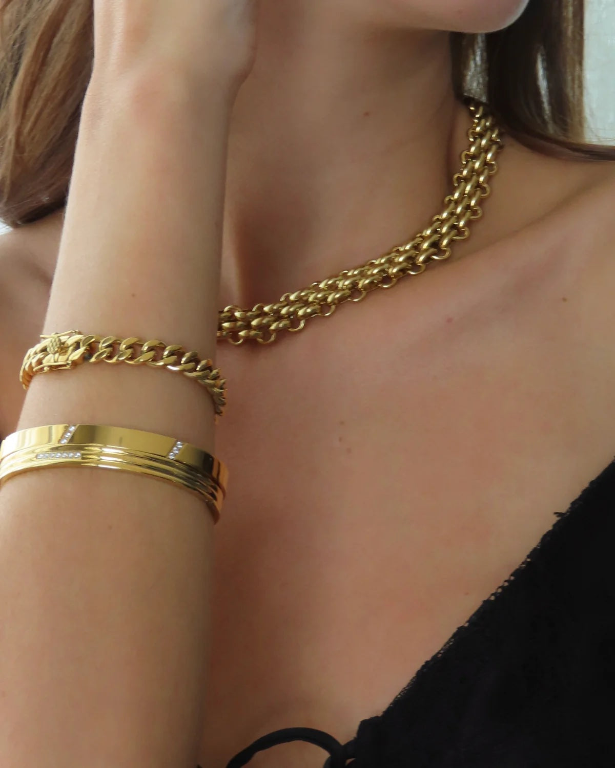 Lora Necklace