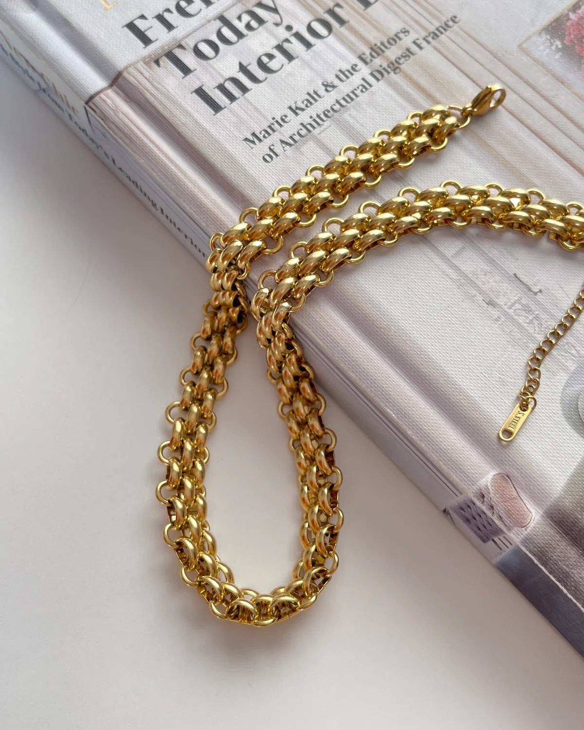 Lora Necklace