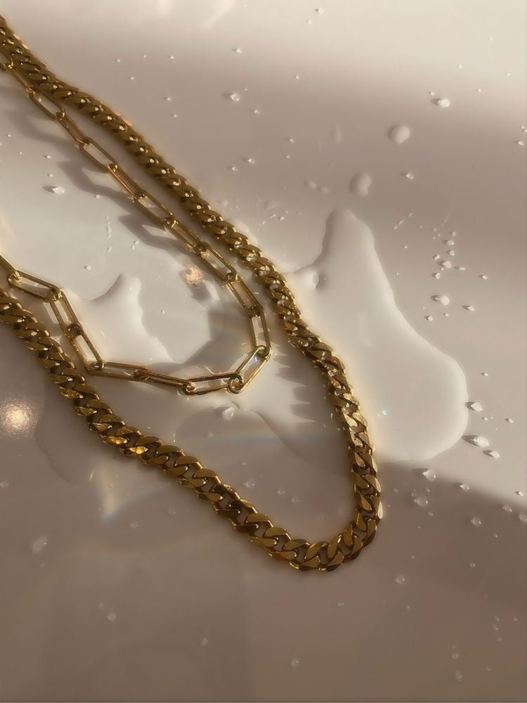 Pilar Necklace